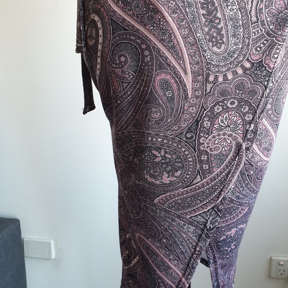 NWT Missguided wrap skirt, size US 4 - Picture 3 of 4